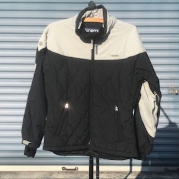 North Point Jackets & Blazers - Uni-Sex Ski or Snowboarding Jacket . Size: Medium {8-10} . Women or Men
